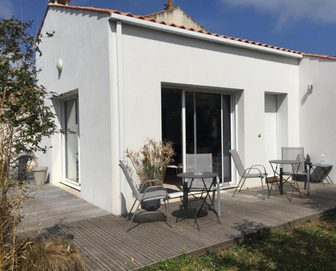 33 Bis * La Rochelle (Charente-Maritime)